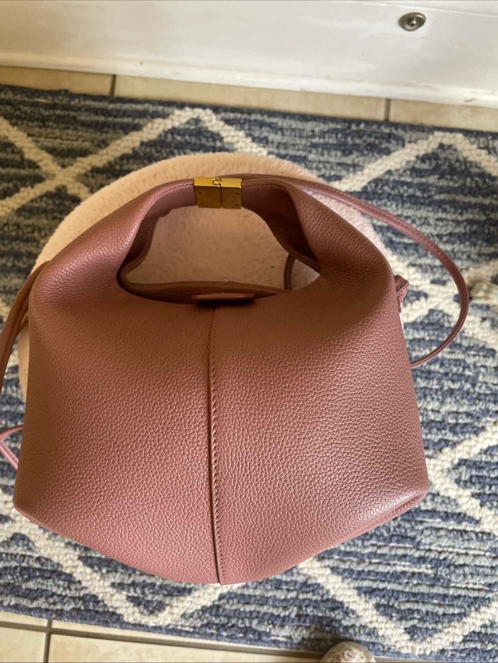 Authentic Polene Beri bag in Lilac - Picture 2 of 11